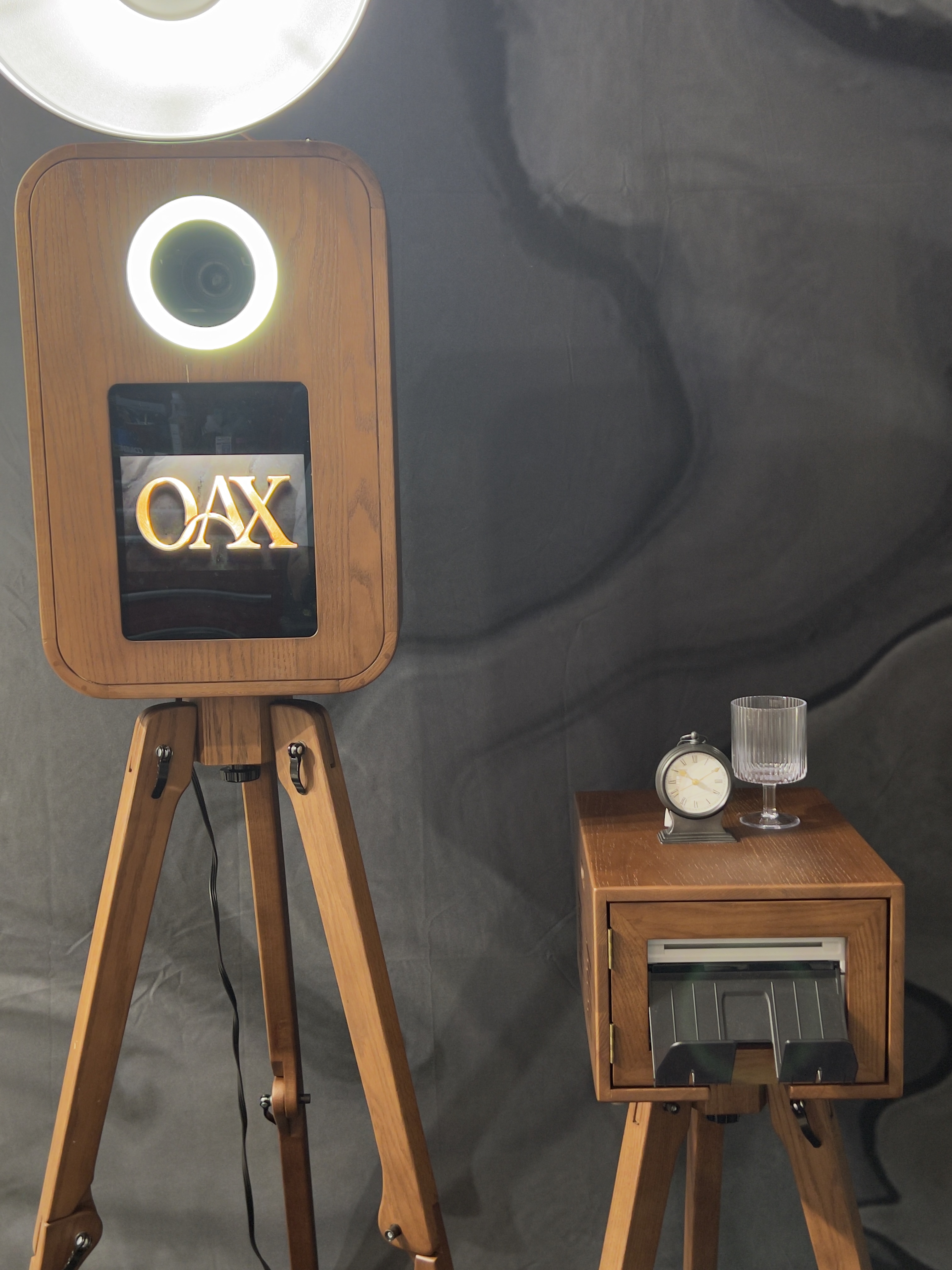 OAX handcrafted oak detail